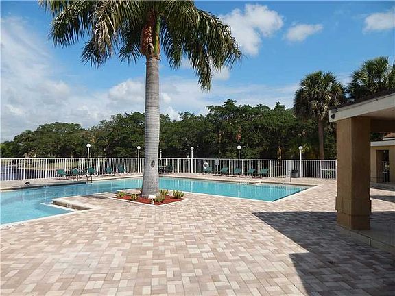 3rd image of 1401 Village Blvd APT 1024