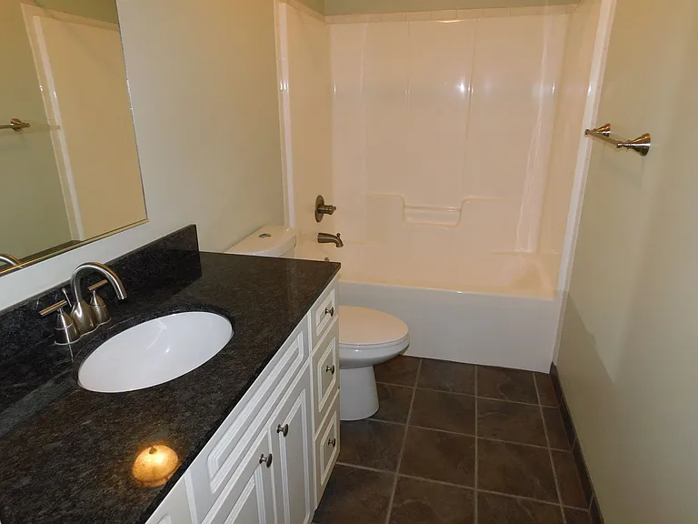 3498 Butler Woods Dr — Photo 15