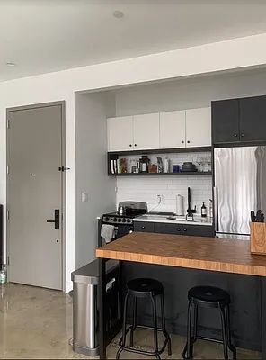 Rented by Nooklyn NYC LLC | media 16