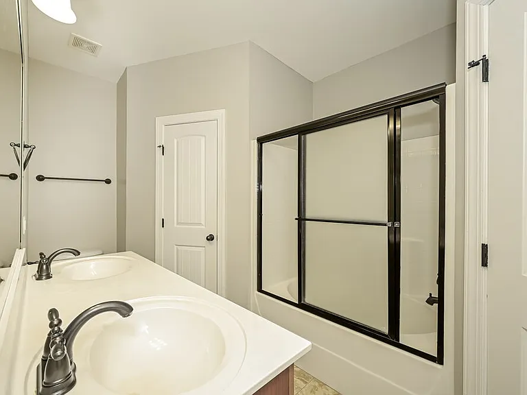 1067 Windtree Trce — Photo 12