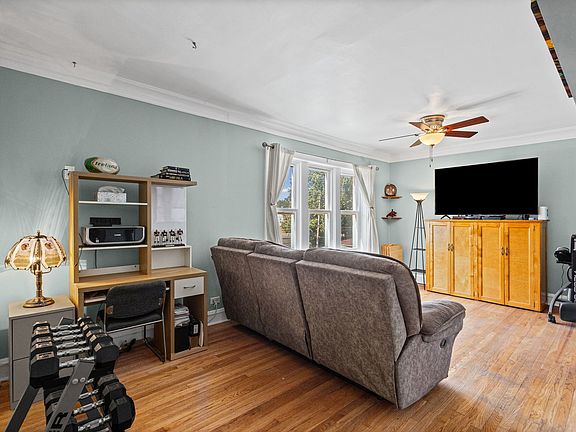 3rd image of 5148 N Monitor Ave APT 303