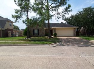 2916 London Ct, Pearland, TX 77581