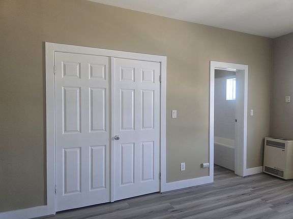 3rd image of 4525 Fountain Ave #204