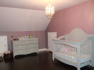 4 Oriole Way, Dix Hills, NY 11746