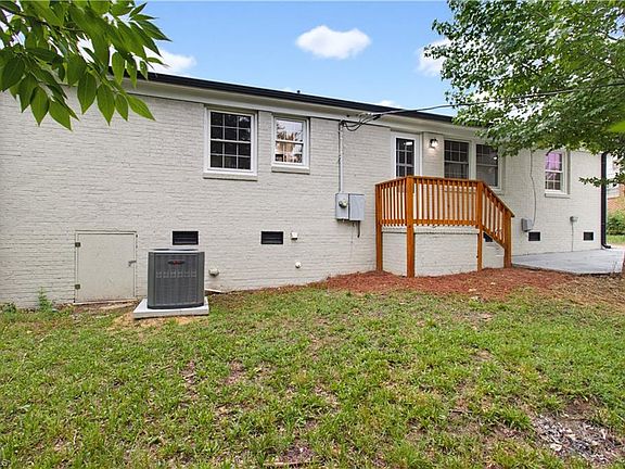 4th image of 4127 Ashmore Dr