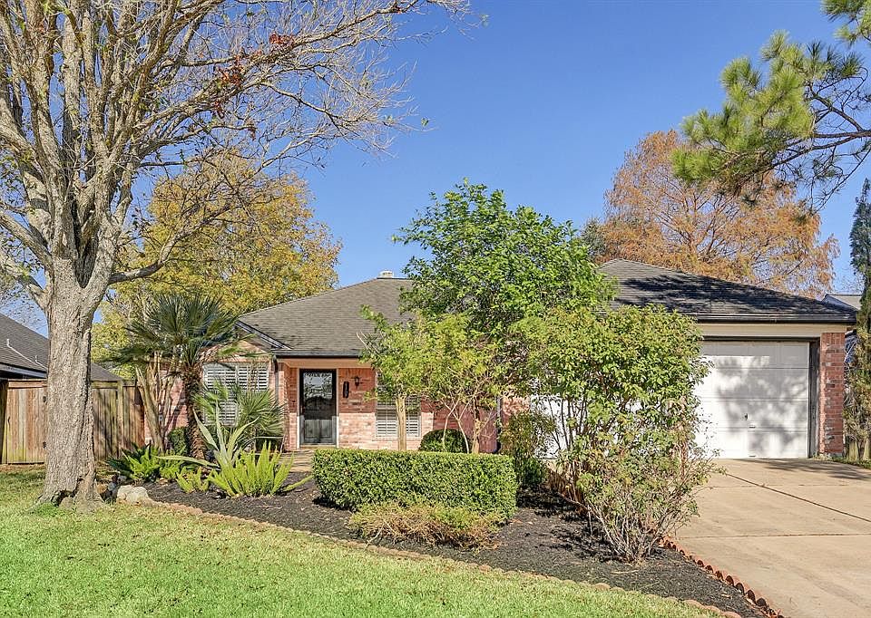 1st image of 4407 Leyland Dr