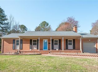 21 Wakefield Rd, Newport News, VA