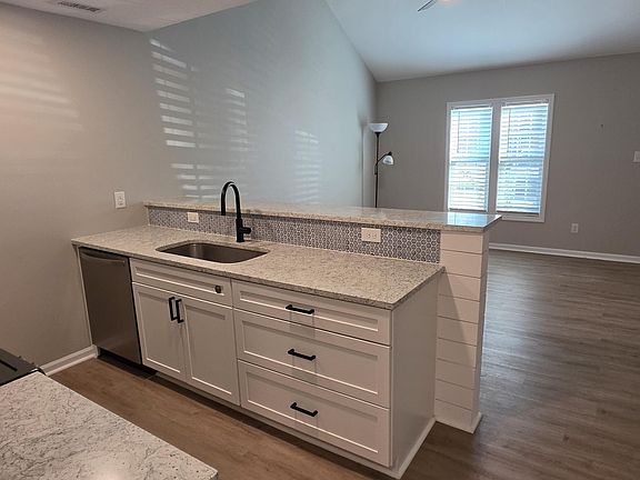 5th image of 110 Crystal Pines Court