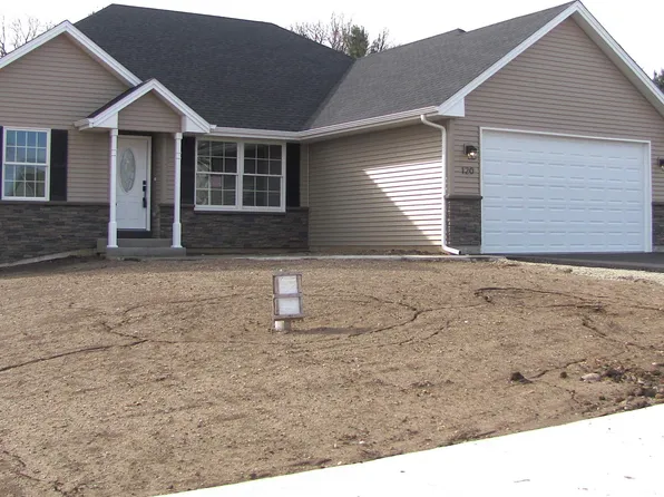 120 Meadow Ln, Poplar Grove, IL 61065