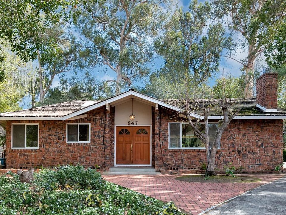 1st image of 847 Moana Ct