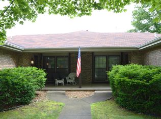 1761-1763 E Lark St, Springfield, MO 65804