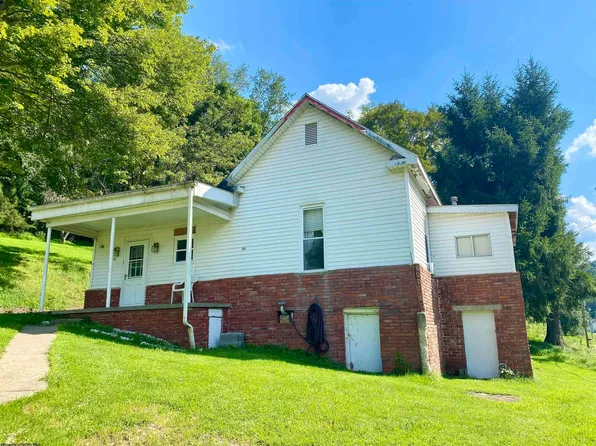 304 N Pike St, Fairmont, WV 26554