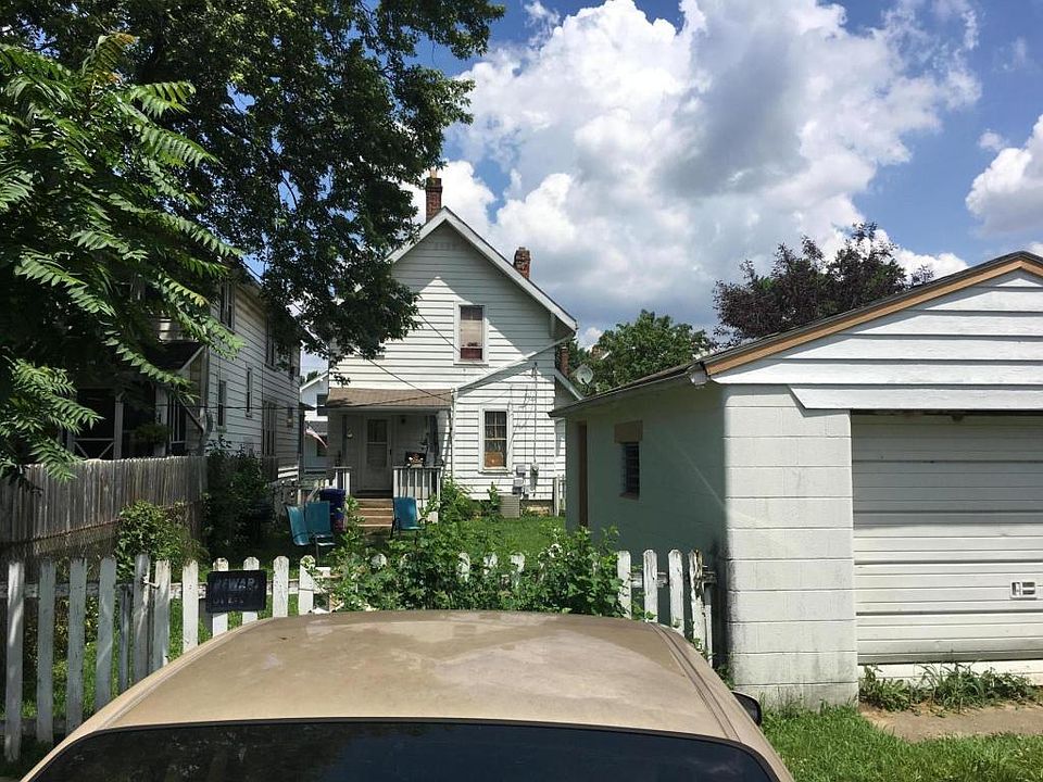 2nd image of 527 Sheldon Ave