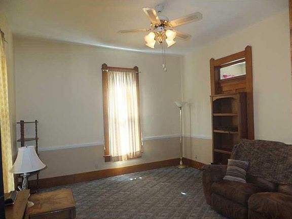 5th image of 338 E Central Ave