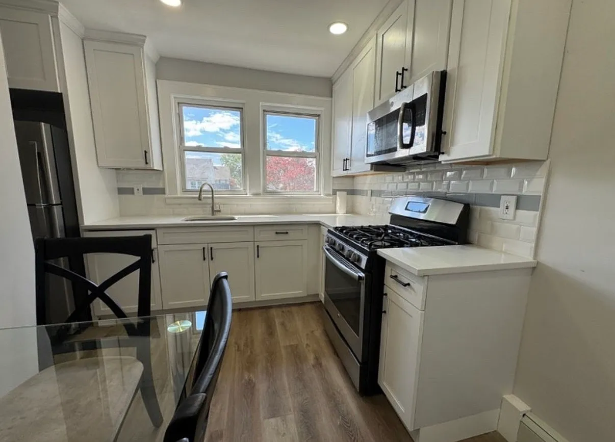 1 bed, $2,200 — Photo 1