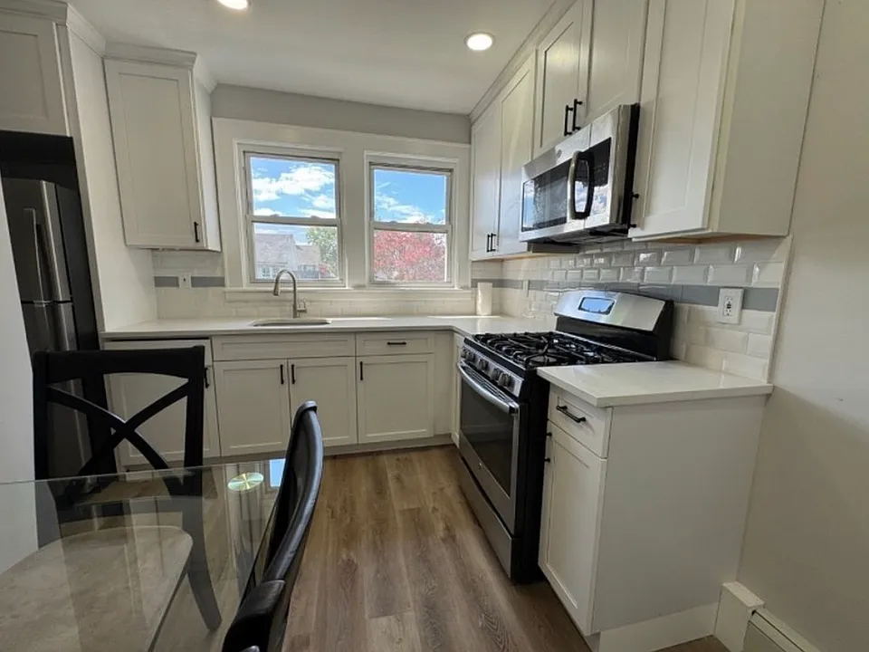 1315 Murray Ave #2
