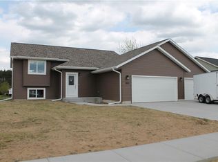 1823 Sloan St, Eau Claire, WI 54703