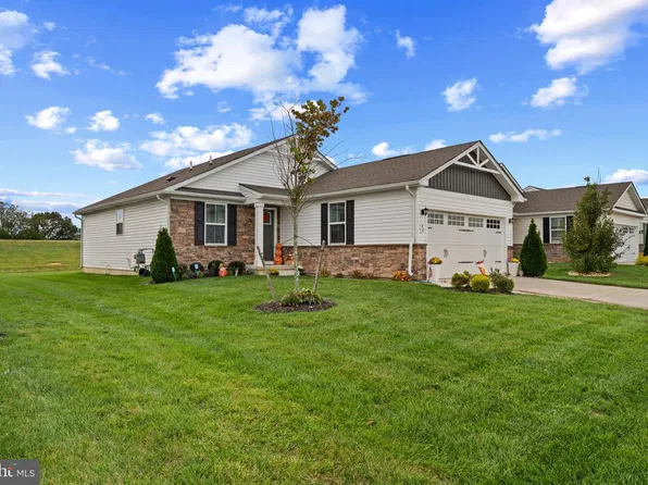 42 Cottage St, Millville, NJ 08332