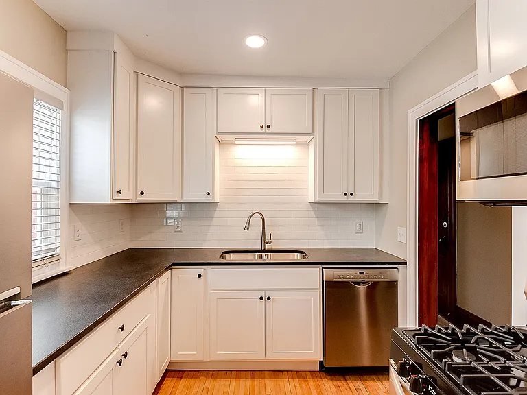 663 Lincoln Ave — Photo 14