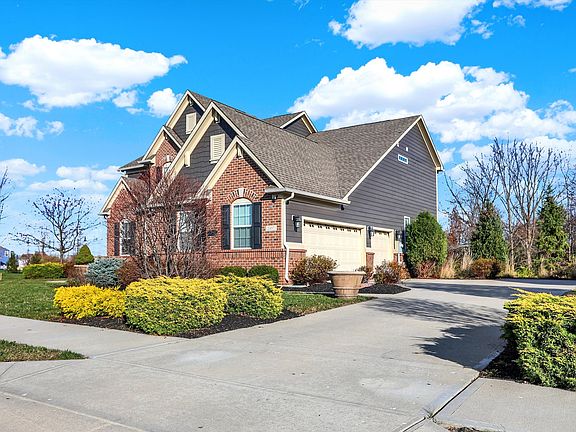 3rd image of 2497 Stonehaven Dr