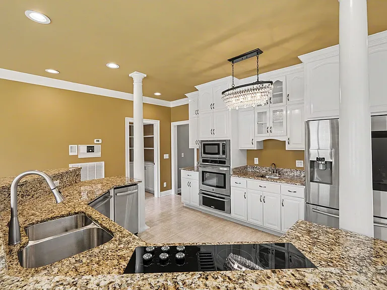 5280 Murray Ln — Photo 11