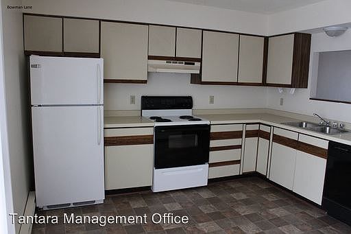 3rd image of 203 Bowman Ln APT 09