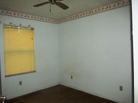 4th image of 3311 SW Savona Blvd