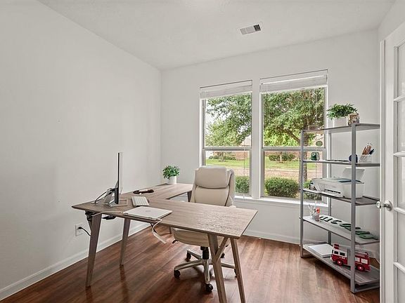5th image of 6719 Path Way Ct