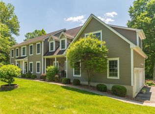 29 Woodview Rd, Poughkeepsie, NY 12603