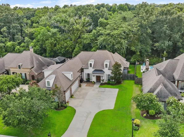 12347 Oak Fields Dr, Geismar, LA 70734