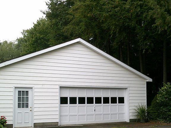 3rd image of 505 North Main Street
