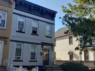 8764 125th St, Richmond Hill, NY 11418