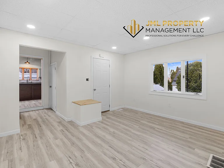 227 Lawrence St #1 — Photo 12