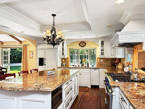 3rd image of 24842 Beargrass Cir