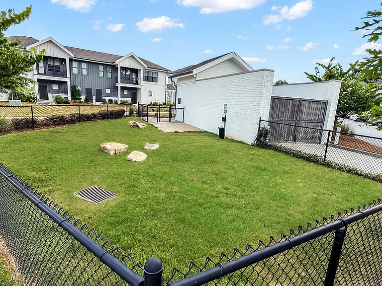 The Dylan at Grayson — Photo 44