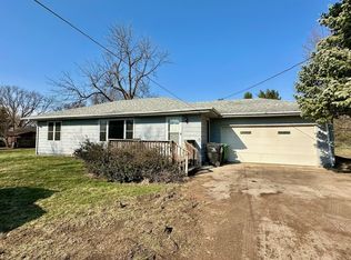 6800 NW 6th Dr, Des Moines, IA 50313