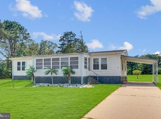 29 Nancy Ln, Barnegat, NJ 08005