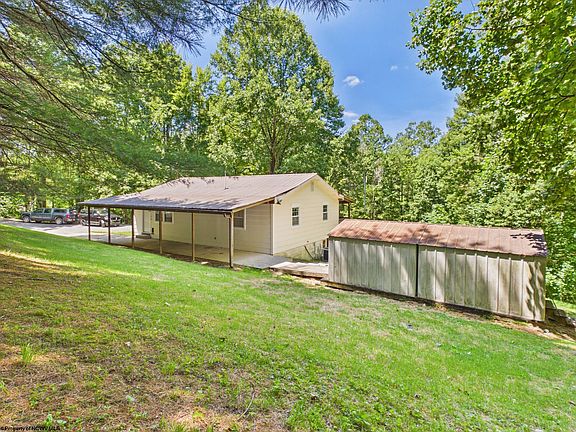 4th image of 365 Shumaker Rd