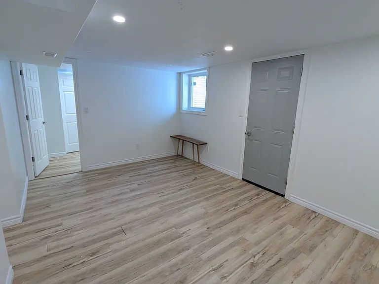 102 Kensington St #LOWER — Photo 4