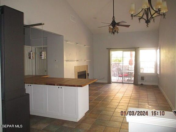 5th image of 1 Stratford Hall Cir