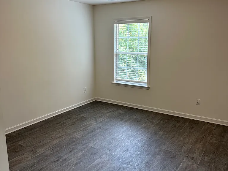 7811 Noland Woods Dr — Photo 15