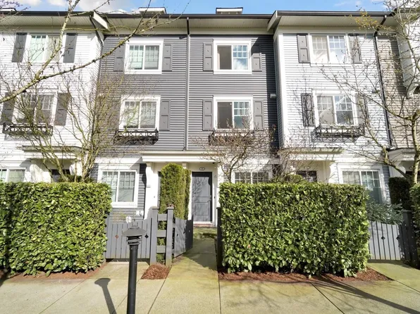 3010 Riverbend Dr #38, Coquitlam, BC V3C 0B8