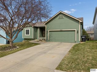 15080 Fowler Ave, Omaha, NE 68116
