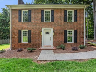 1312 Robinhood Forest Dr, Pfafftown, NC, 27040