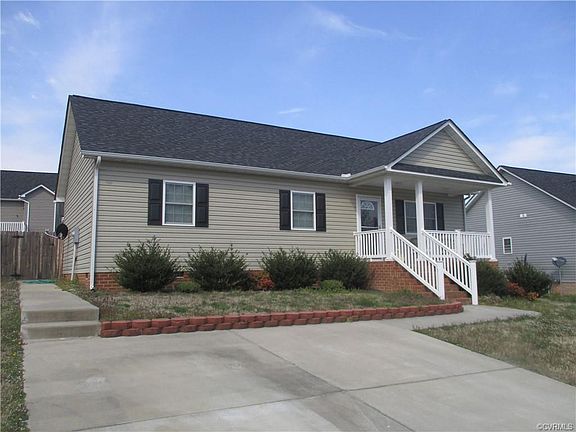 2nd image of 618 Yellowstone Dr