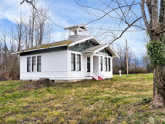 Looking East towards building.>