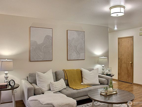 3rd image of 4536 45th Street NE