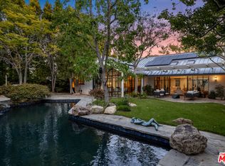 13627 W Sunset Blvd, Pacific Palisades, CA 90272