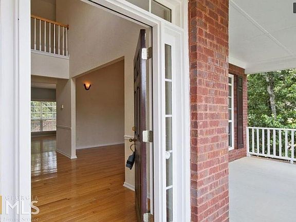3rd image of 566 Taylor Mill Pl