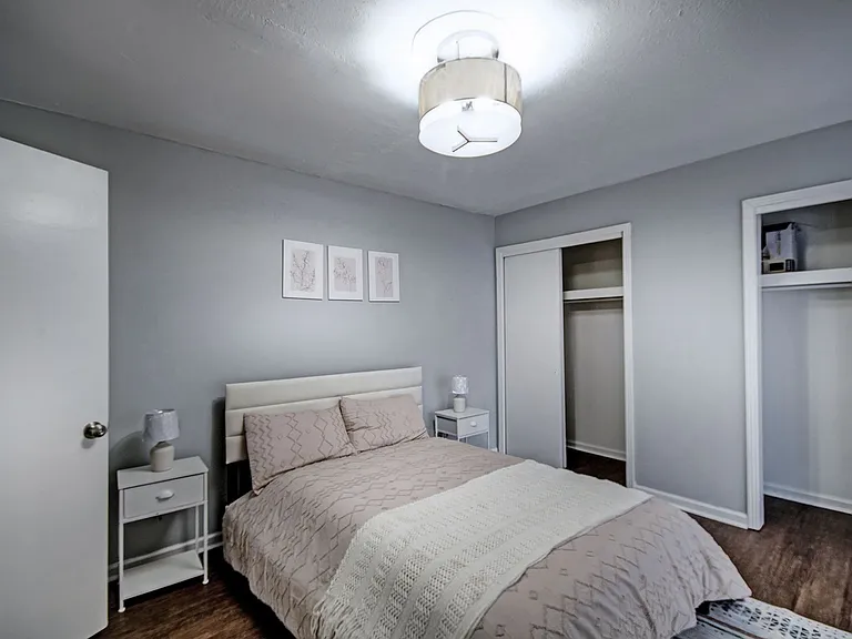 225 W McDowell Rd — Photo 14